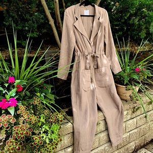 Romper Cedar and Vine 100% high end linen "Lapel Romper", Flight Suit.